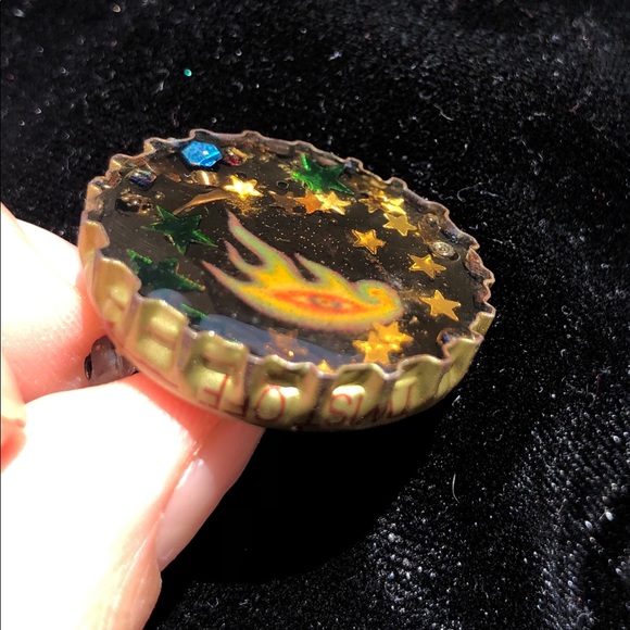 TOOL BOTTLE CAP PIN - Picture 7 of 7